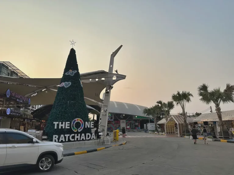 The One Ratchada Night Market