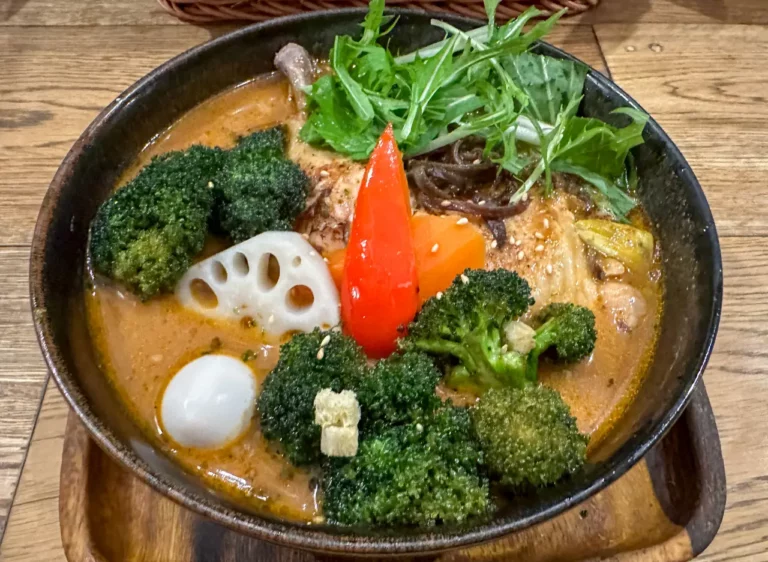 Soup Curry GARAKU Review : Recommand Restaurant in Sapporo