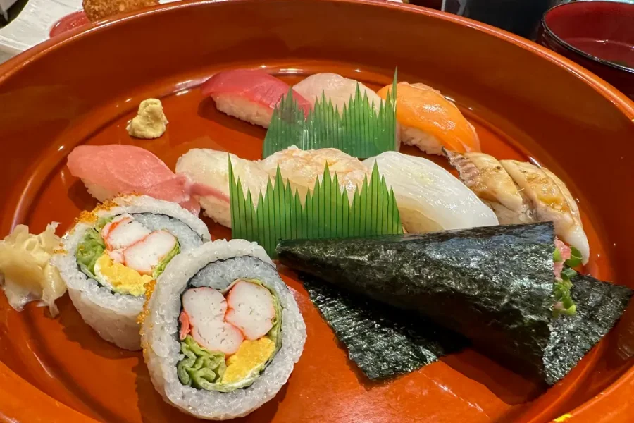 Hyotan Sushi Lunch Set