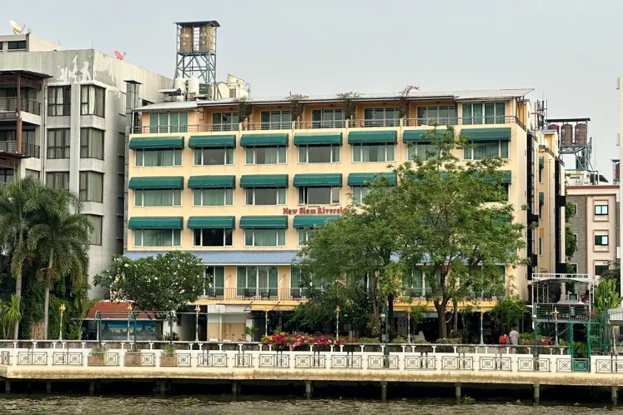 New Siam Riverside Hotel