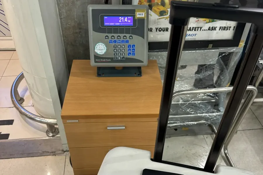 Free weighing scale in Suvarnabhumi Airport