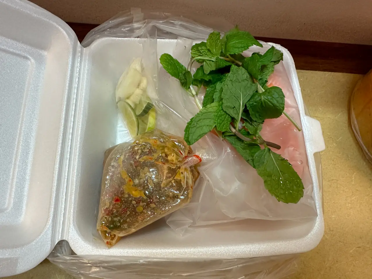 How to Order Delivery Jeh O Chula: Best Tom Yum Ramen Restaurant