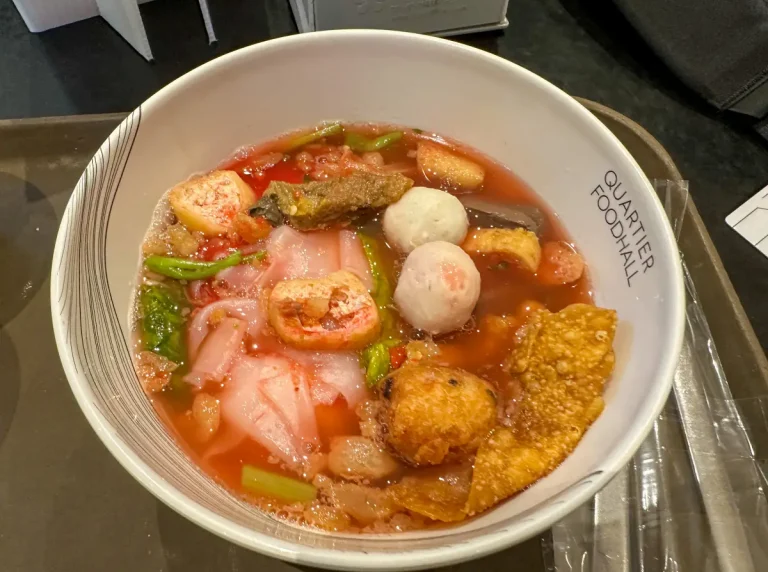 Bangkok EmQuartier Mall Food Court: Must-Try Noodles, Coconut Ice Cream, and Toast Delights