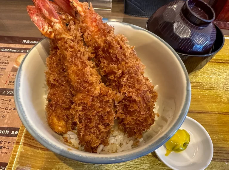 Biei Food Guide at Hokkaido: Junpei’s Famous Shrimp Tendon & Kitakobo Cafe