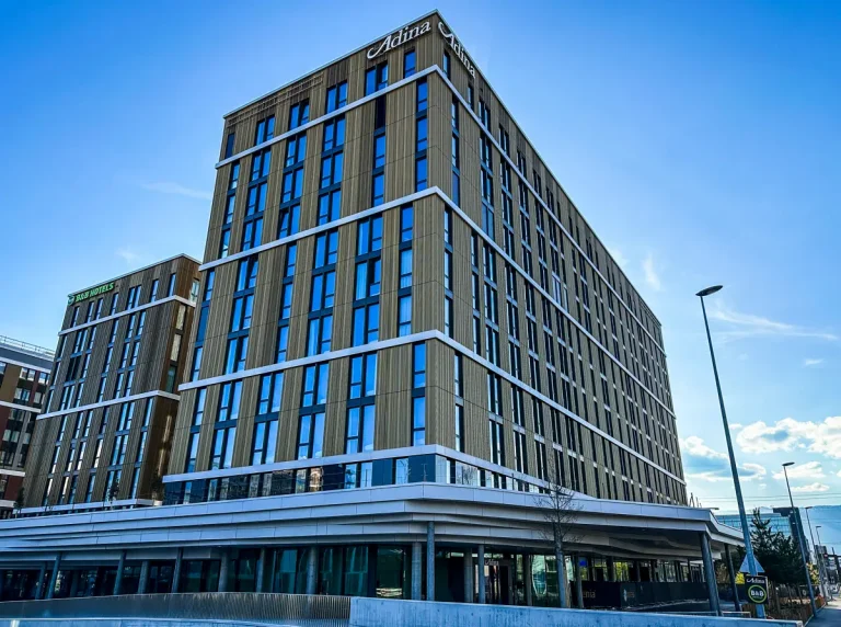 Geneva Apartment Hotel Review: Adina Apartment Hotel with Cooking and Laundry Facilities